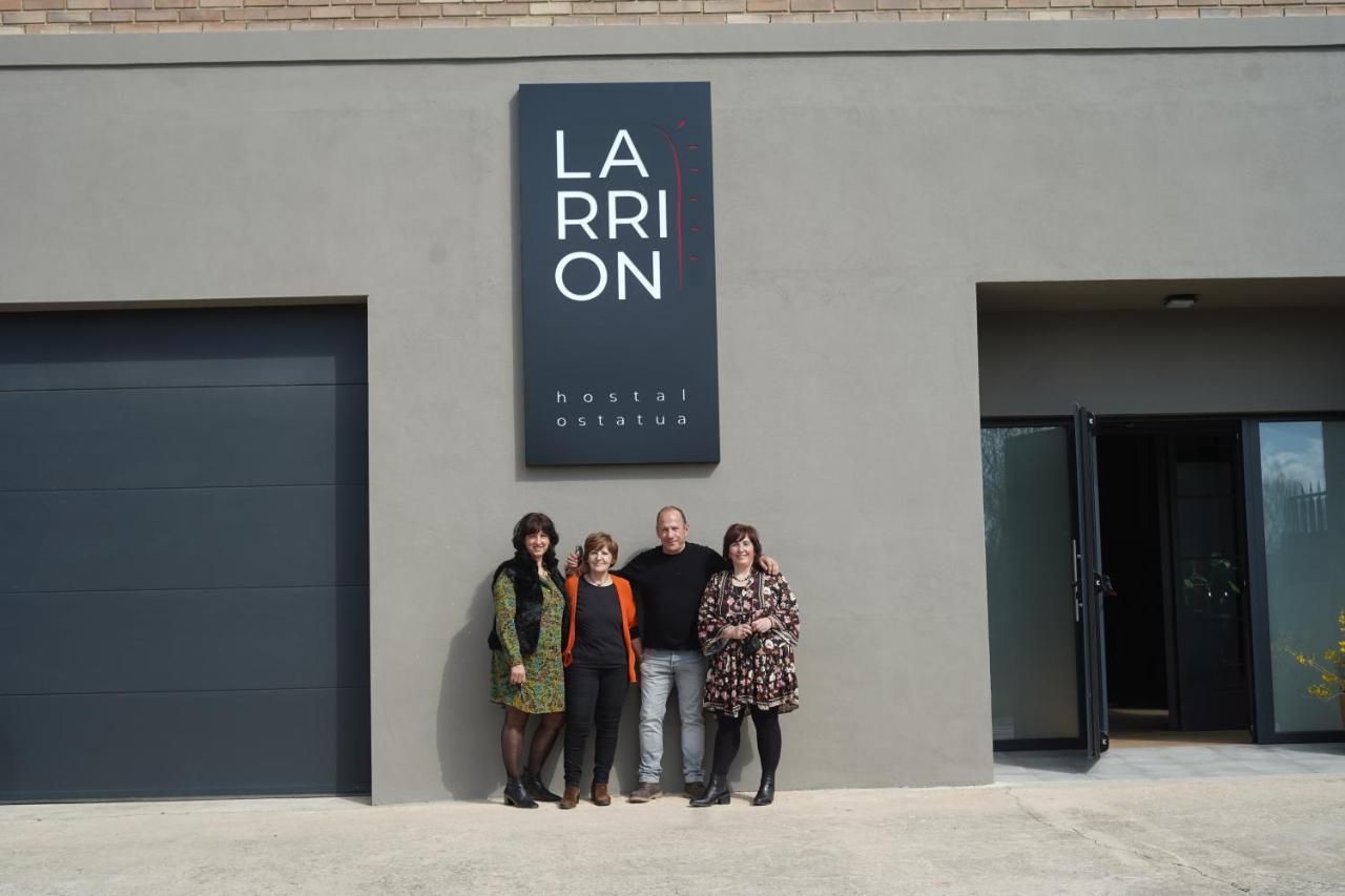 Larrion Hostal - Ostatua Esterno foto